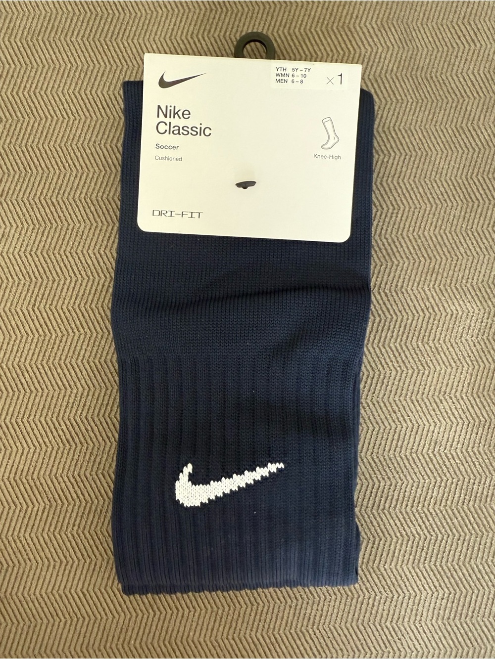 Nike Classic Dri-FIT Knee-High Soccer Socks Brand New
